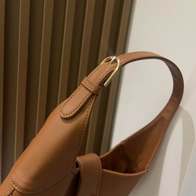 GG hobo 726274 39x38x2cm zy (1)