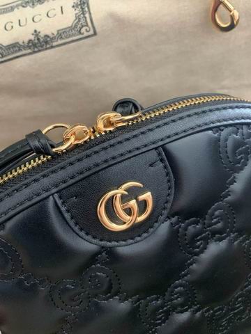 Gucci matelasse 702229 23.5x19x8cm ww (1)