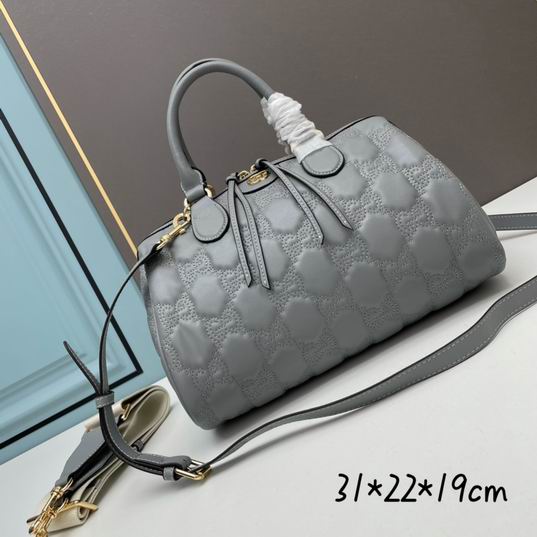 Gucci Matelasse 702242 31x19x22cm ww1_845067 (1)
