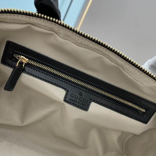 Gucci Matelasse 702242 31x19x22cm ww1_845067 (1)