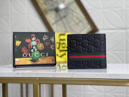 Gucci 138042啡色压花11x9cm zy (1)