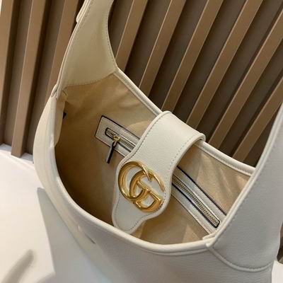 GG hobo 726274 39x38x2cm zy (1)