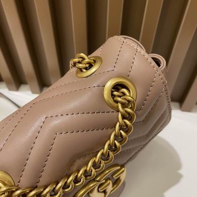 GG Marmont 739682580 18x13.5x8cm zy (1)