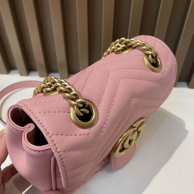 GG Marmont 739682580 18x13.5x8cm zy (1)