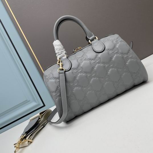 Gucci Matelasse 702242 31x19x22cm ww1_845067 (1)