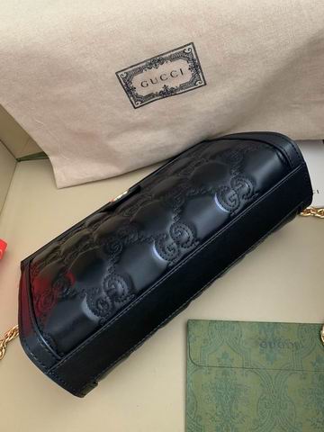 Gucci matelasse 702200 26x17.5x8cm ww (1)