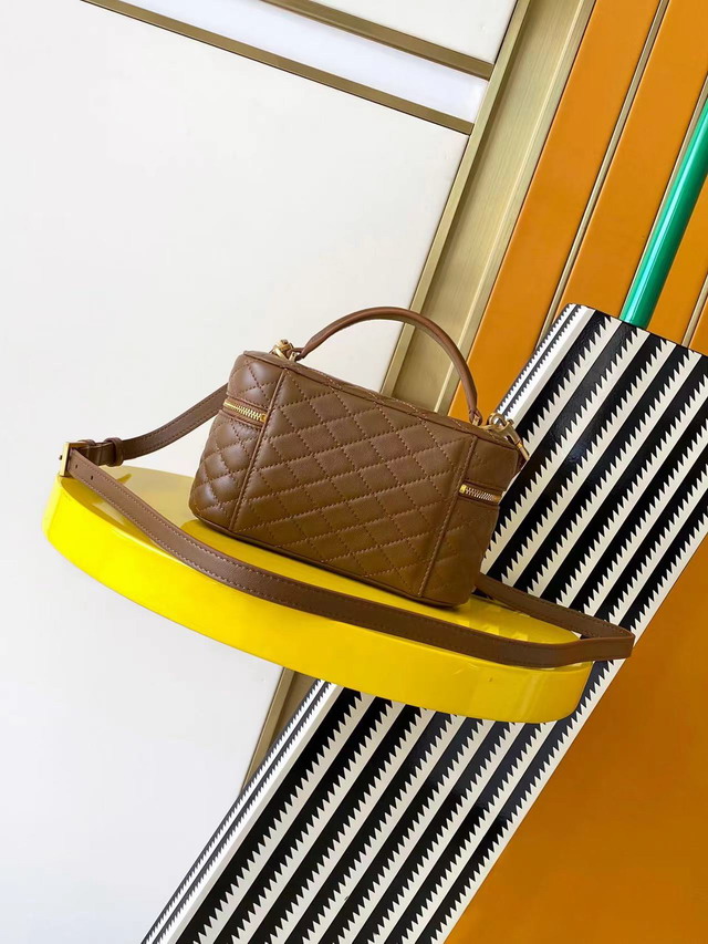 YSL 766731 18x11x6 5cm 8D4_1