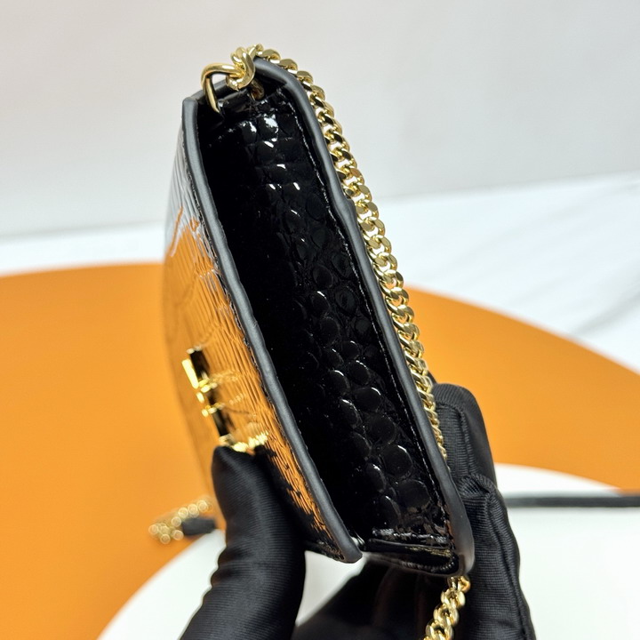 YSL Holder 635095 18x11x2cm 8D4_1
