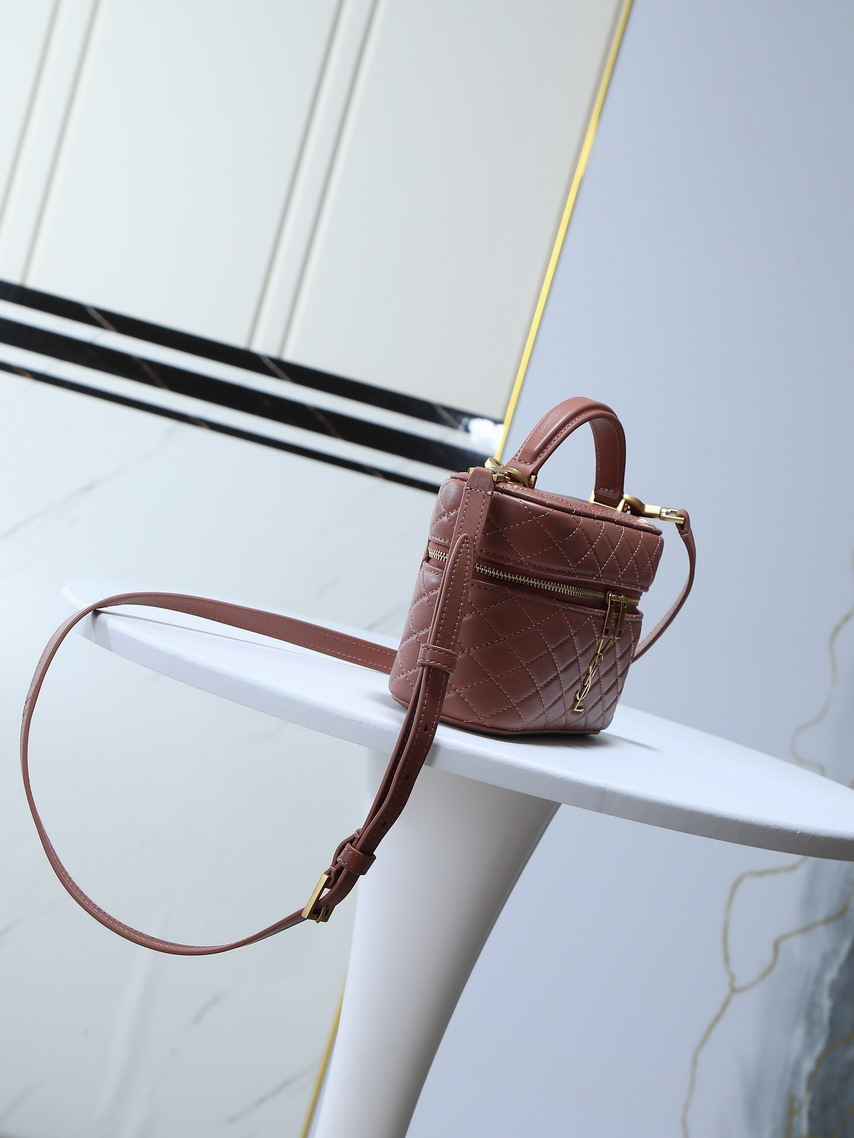 YSL 766731 18x11x6 5cm 8D1_1