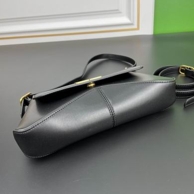 Balenciag_XX 27X5X13cm 060802 YW (1)