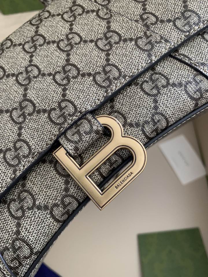 GG x Balenciaga 681697 22.5x14.5x10cm ww (1)