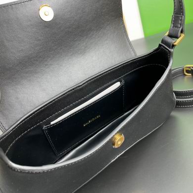 Balenciag_XX 27X5X13cm 060802 YW (1)