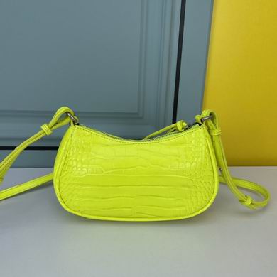 Le Cagole 669588 22X12X5cm YW (1)
