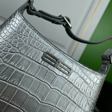 Balenciag_XX 22X16X5cm 060803 YW (1)