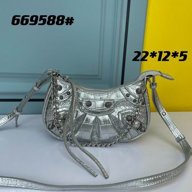 Le Cagole 669588 22X12X5cm YW (1)