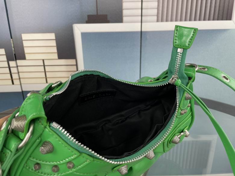 26X13X9cm 030807 YG (1)