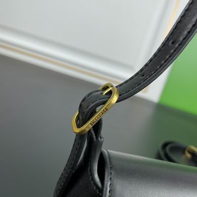 Balenciag_XX 27X5X13cm 060802 YW (1)