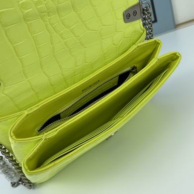 triplet 6882 21X8X12.5cm YW (1)