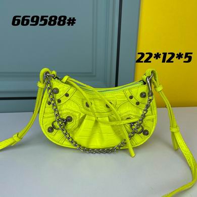 Le Cagole 669588 22X12X5cm YW (1)