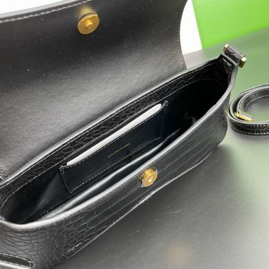 Balenciag_XX 27X5X13cm 060802 YW (1)