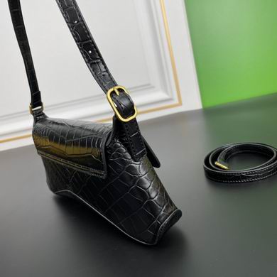 Balenciag_XX 27X5X13cm 060802 YW (1)
