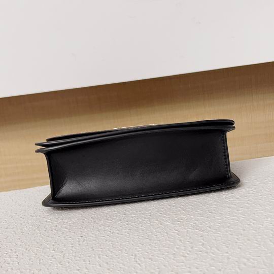 CA529 23X14X7.5cm AZ 2色 1