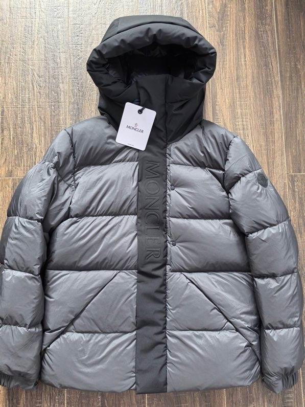 Moncler sz1-5 24cx14 (1)