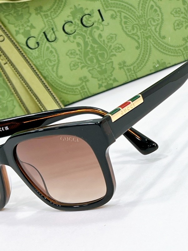 Gucci Glasses 08smh104 (1)