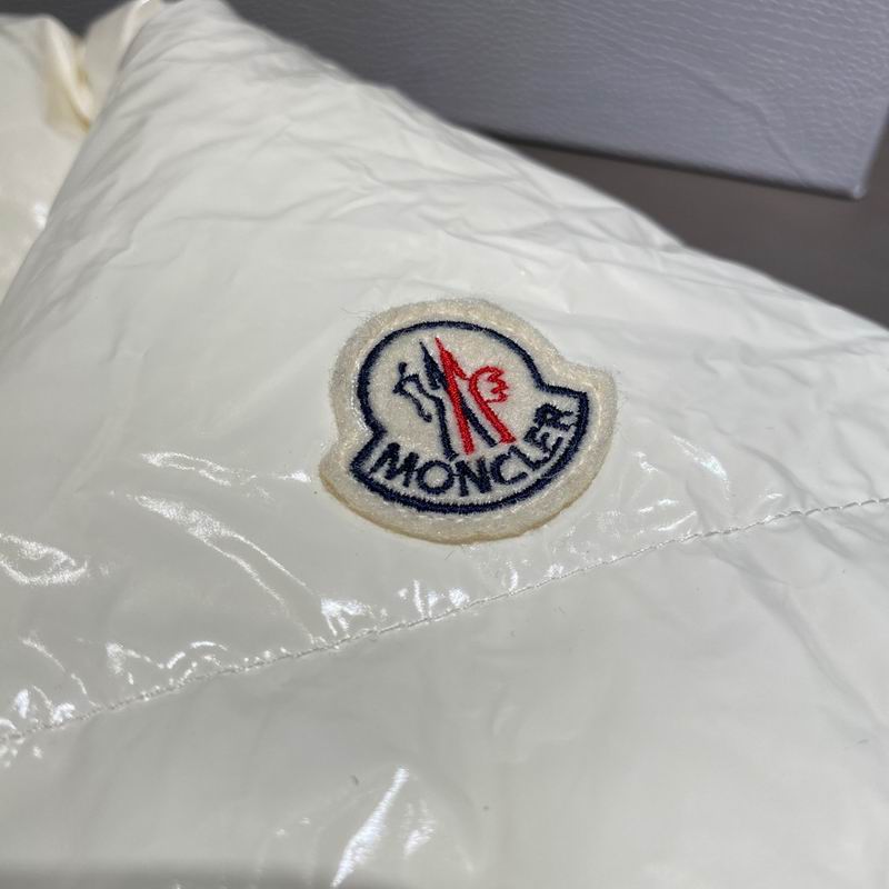 Moncler sz0-3 fxtx52 (1)