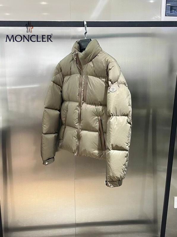 Moncler sz1-5 24cx27 (1)