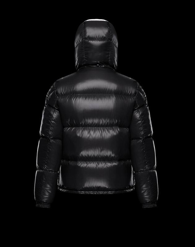 Moncler sz1-5 24cx06 (1)