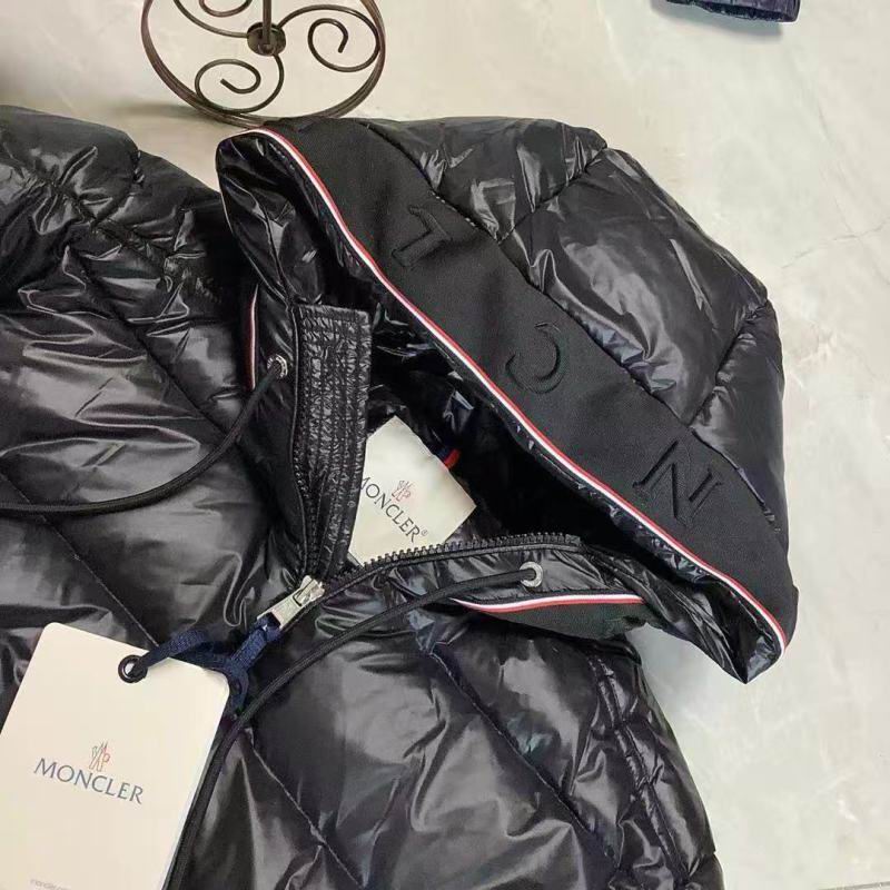 Moncler sz1-5 8qx94 (1)