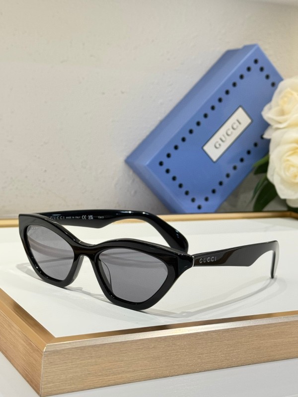 Gucci Glasses 08smh125 (1)