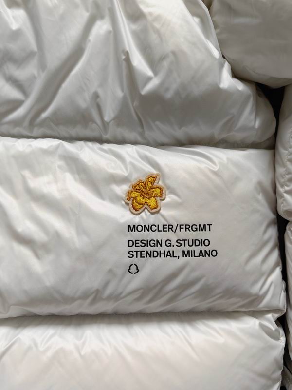 Moncler sz1-6 24cr103 (1)