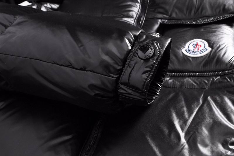 Moncler sz1-6 24cr106 (1)
