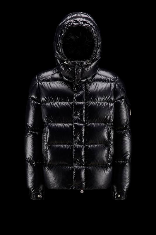 Moncler sz1-5 24cx24 (1)