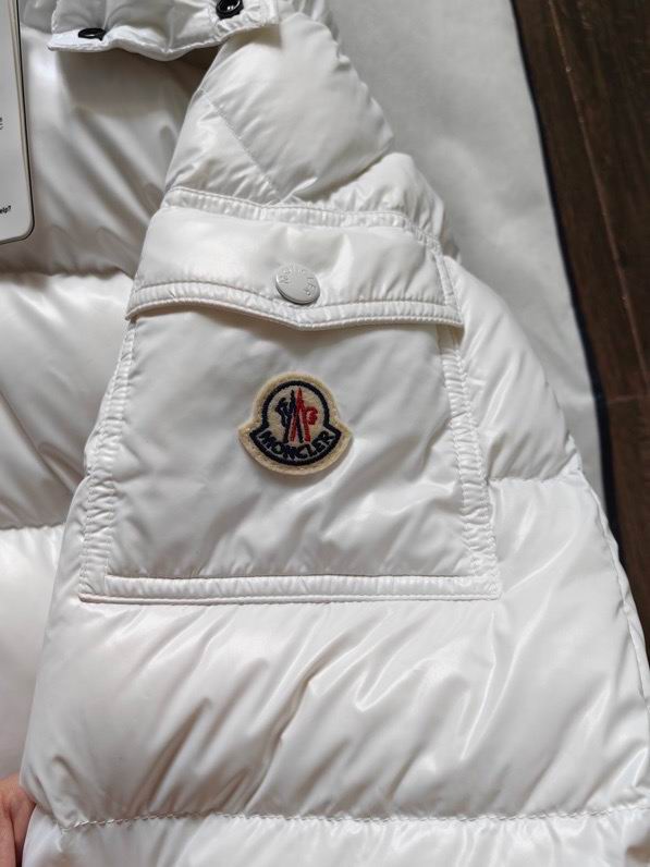 Moncler sz1-5 24cx13 (1)
