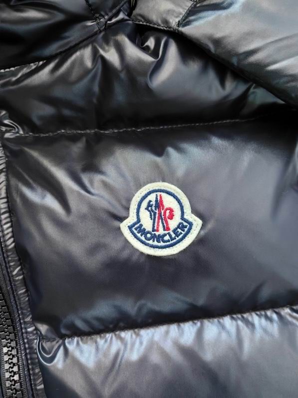 Moncler sz1-5 24cx02 (1)