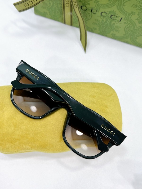 Gucci Glasses 08smh67 (1)