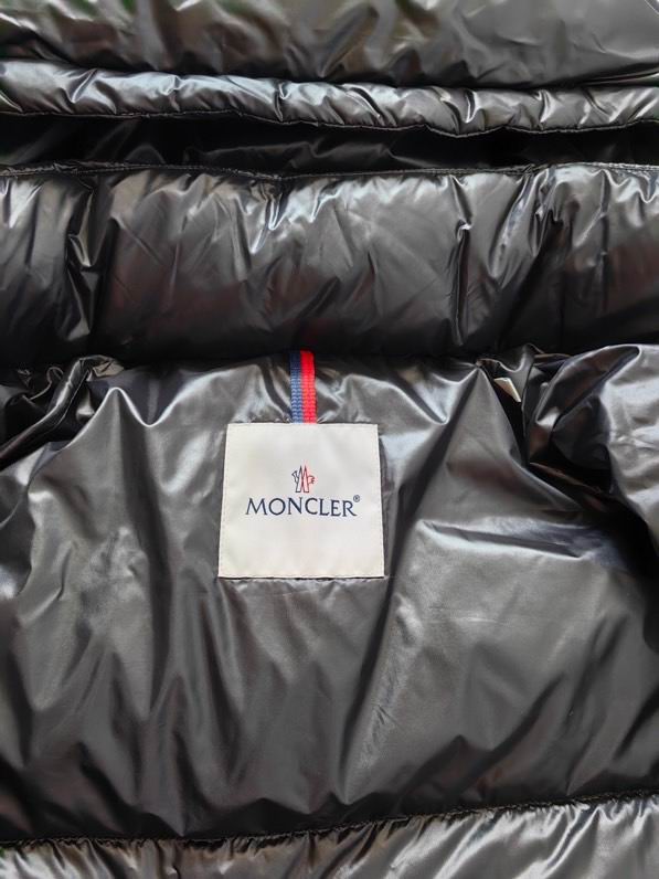 Moncler sz1-5 24cx12 (1)