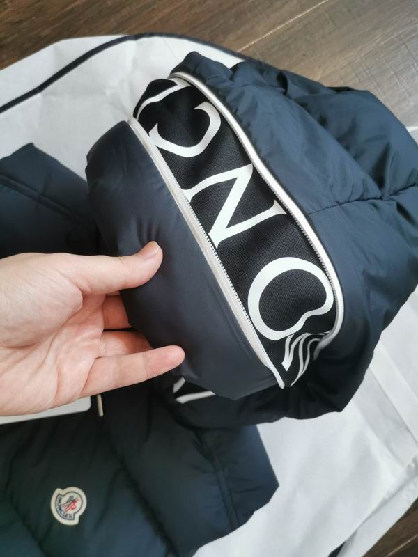 Moncler sz1-5 fxtx18 (1)