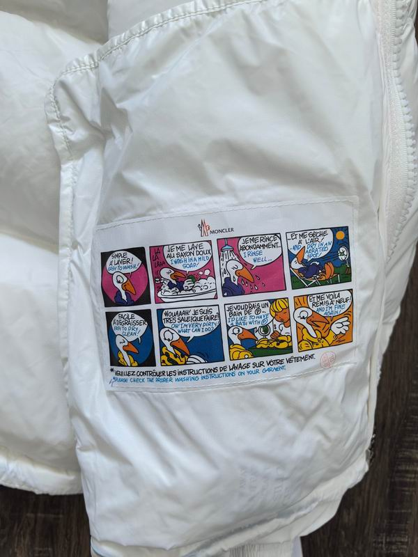 Moncler sz1-6 24cr116 (1)