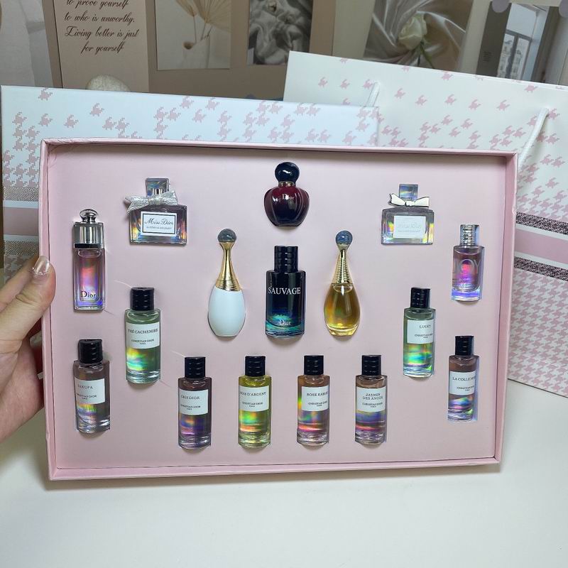 Dior 16PCS (10)
