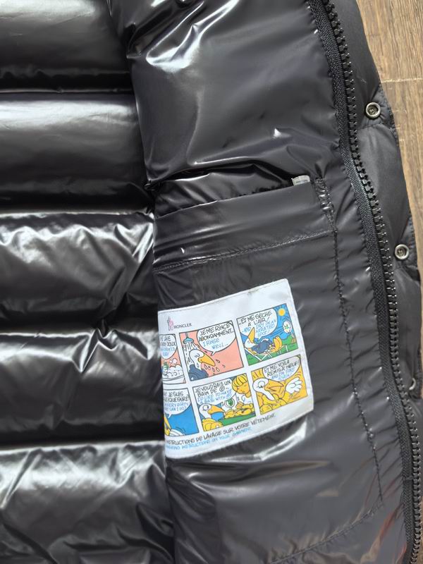Moncler sz1-5 24cr114 (1)