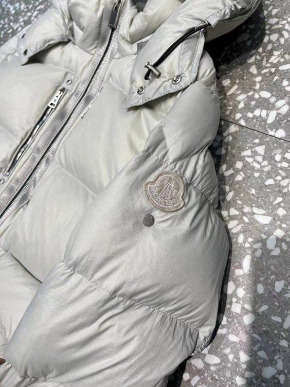Moncler sz1-5 24cx28 (1)