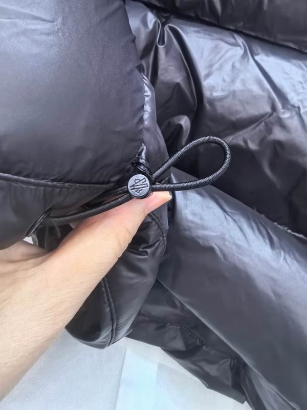 Moncler sz1-5 24cr109 (1)