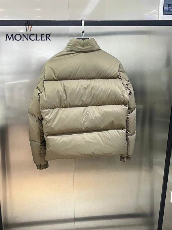 Moncler sz1-5 24cx27 (1)