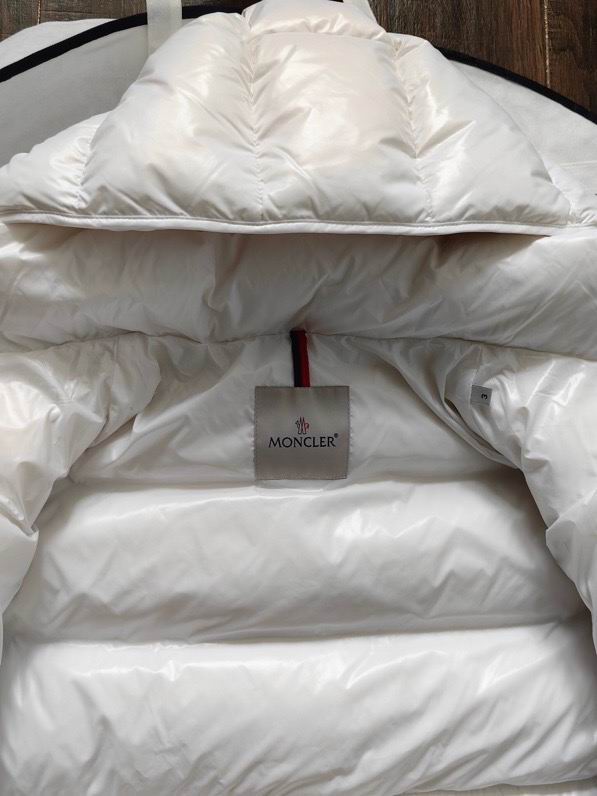 Moncler sz1-5 24cx13 (1)