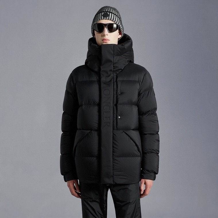 Moncler sz1-5 24cx14 (1)