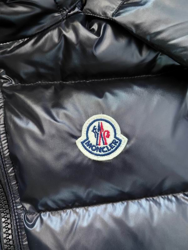 Moncler sz1-5 24cr113 (1)